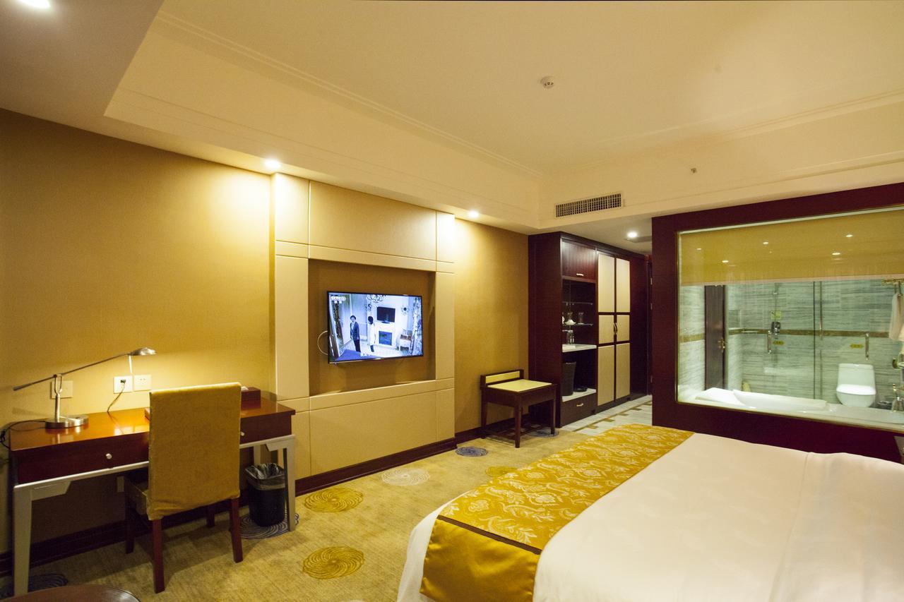 Wuhu Waijing Gloria Grand Hotel Anhui מראה חיצוני תמונה