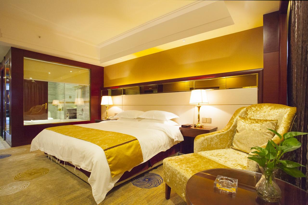 Wuhu Waijing Gloria Grand Hotel Anhui מראה חיצוני תמונה