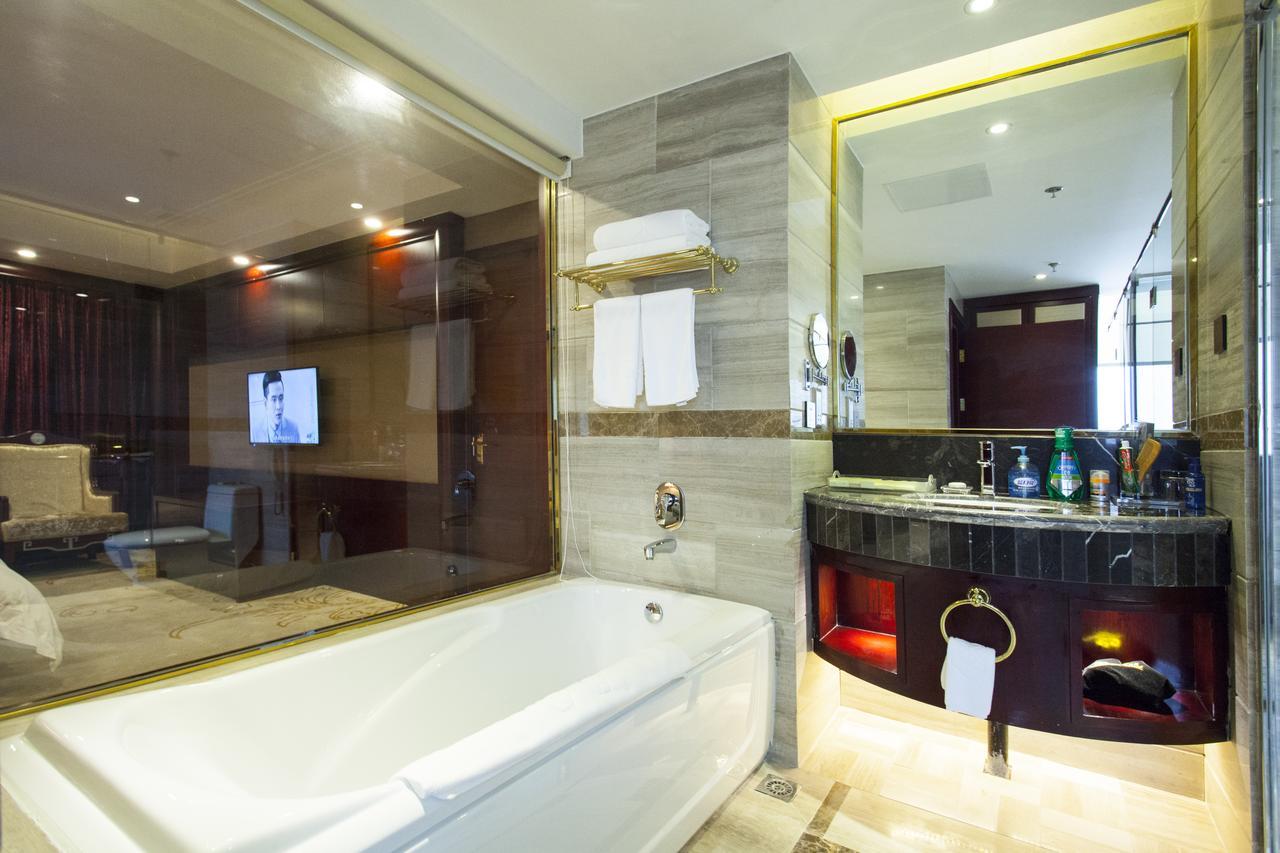 Wuhu Waijing Gloria Grand Hotel Anhui מראה חיצוני תמונה