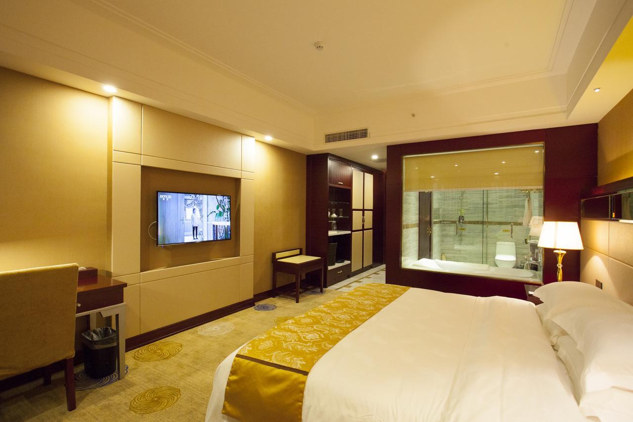 Wuhu Waijing Gloria Grand Hotel Anhui מראה חיצוני תמונה